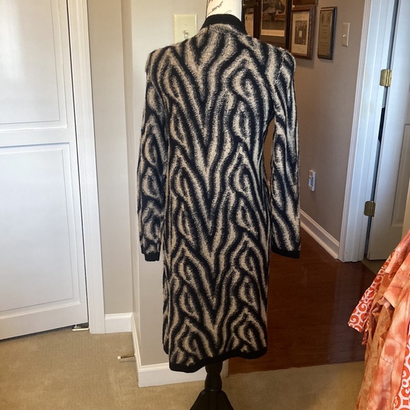 Chicos Long Sweater Cardigan Size 0 - Picture 2 of 4